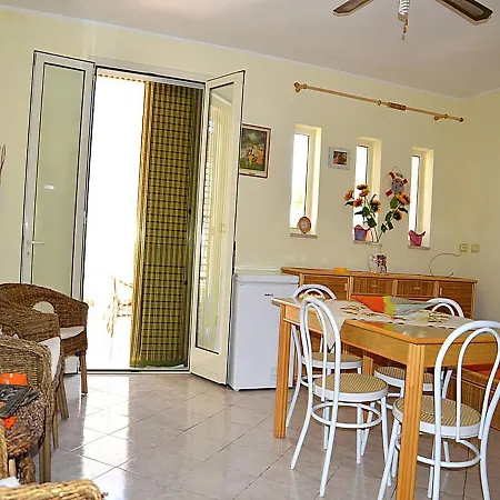 Casa De Sangro شقة